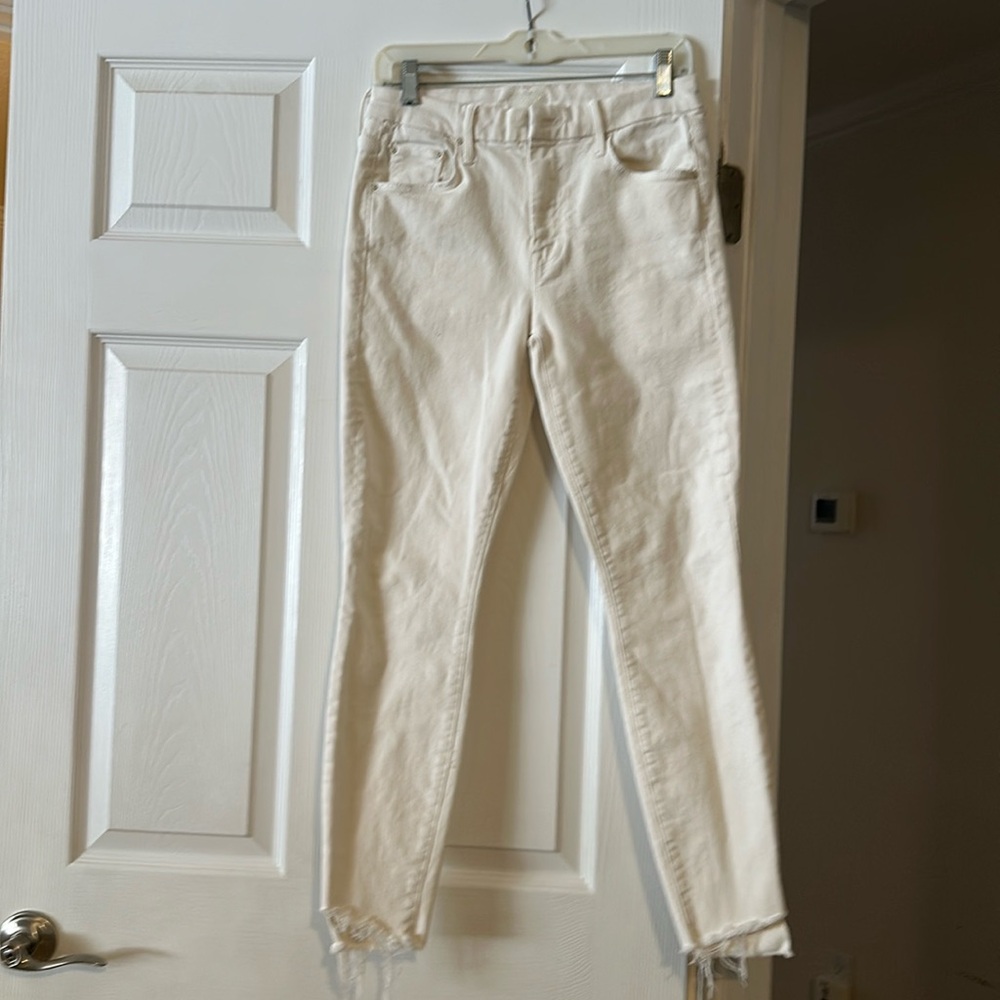 MOTHER looker ankle step fray, cream jeans